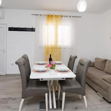 Apartment Vilma *